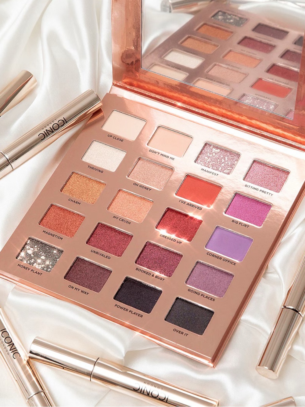 London Iconic Desk to Dance Eyeshadow Palette